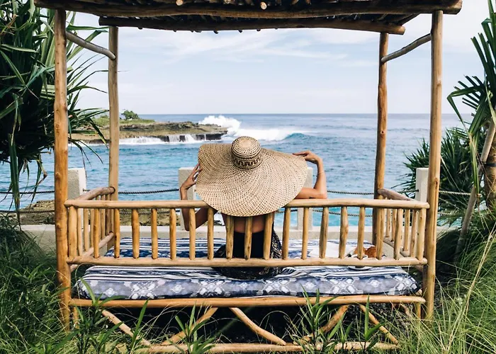 Naluna Lembongan
