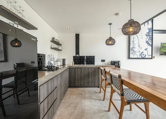 Modern Duplex 200M From Canggu Blissful Beach