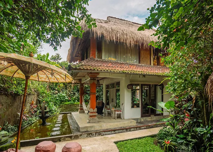 Barong Retreat Villa Ubud With Hammock Terrace, Garden & Koi Pond