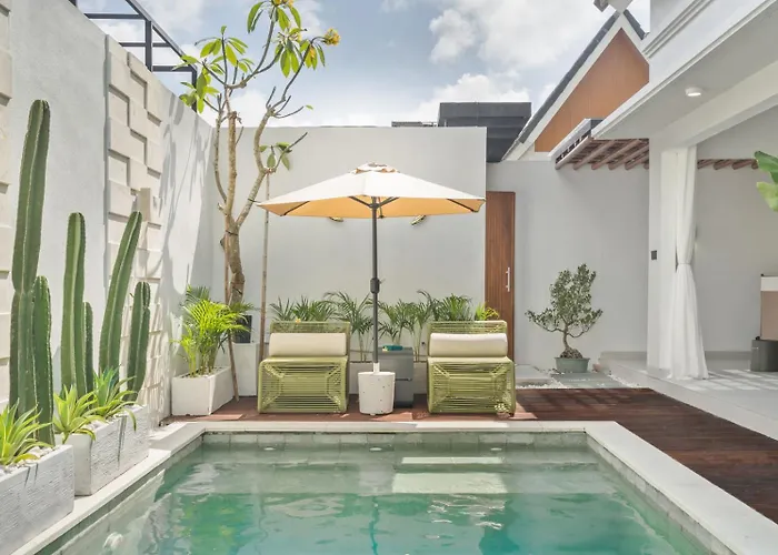 Rosso Verde 2Br Villa Near Seminyak