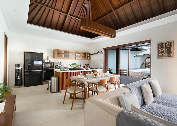 Luxury 4Br Private Pool Villa, Serene Lux Jimbaran