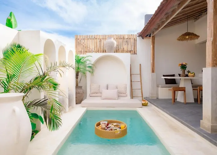 Casa Aurora - Brand New 1 Bedroom Pool Villa - Only 7 Min To Savaya
