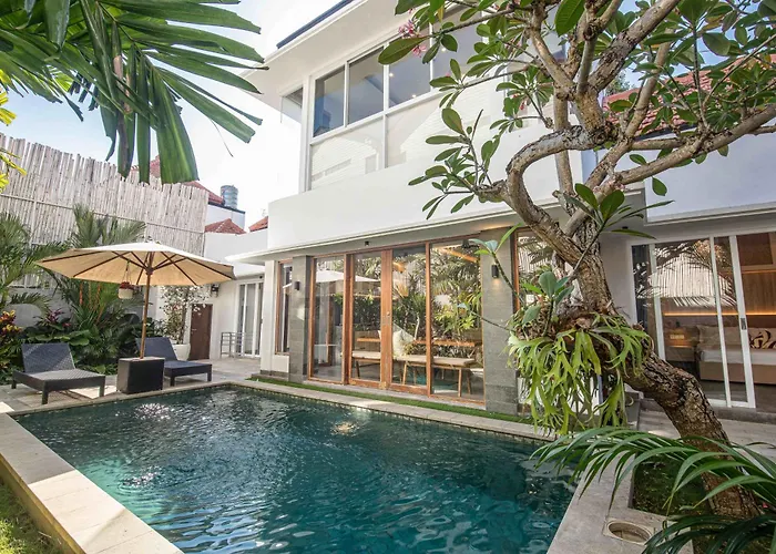 Elegant 3Br Oasis In The Heart Of Seminyak