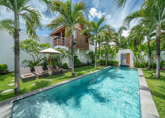 Villa Palm Tree - Huge 4Bd Villa Center Seminyak