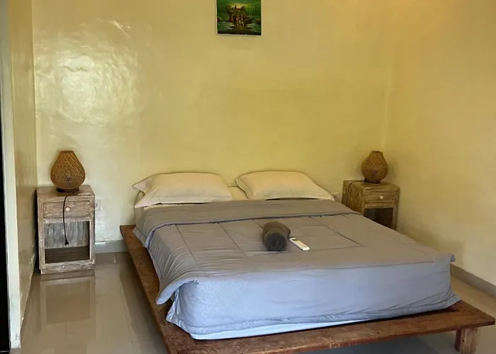 Yanti Guest House