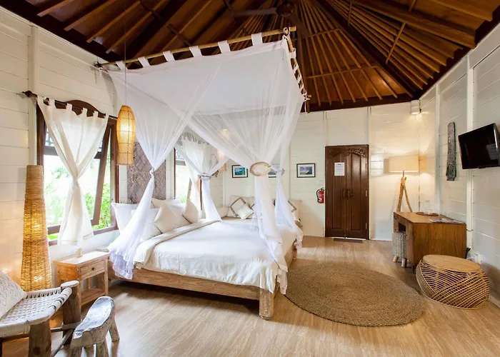 Mondo Surf Village