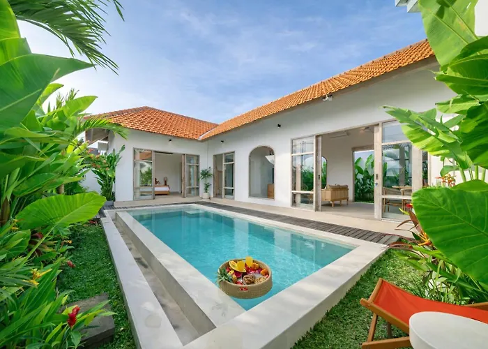 Bambola - Spacious Patio Villa With Large Private Pool
