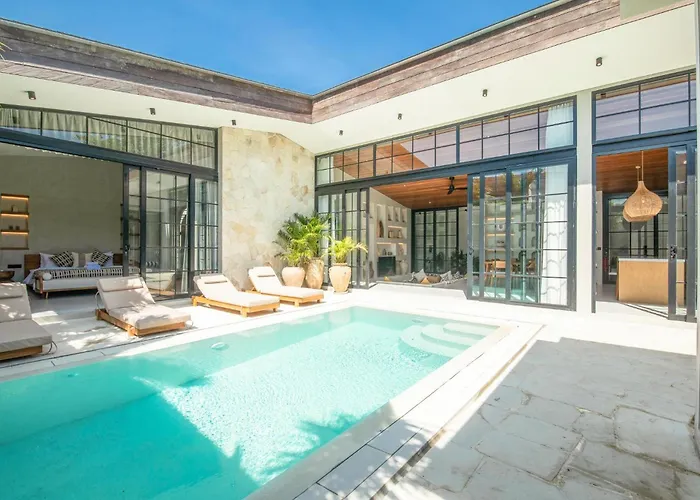 Villa Serai
