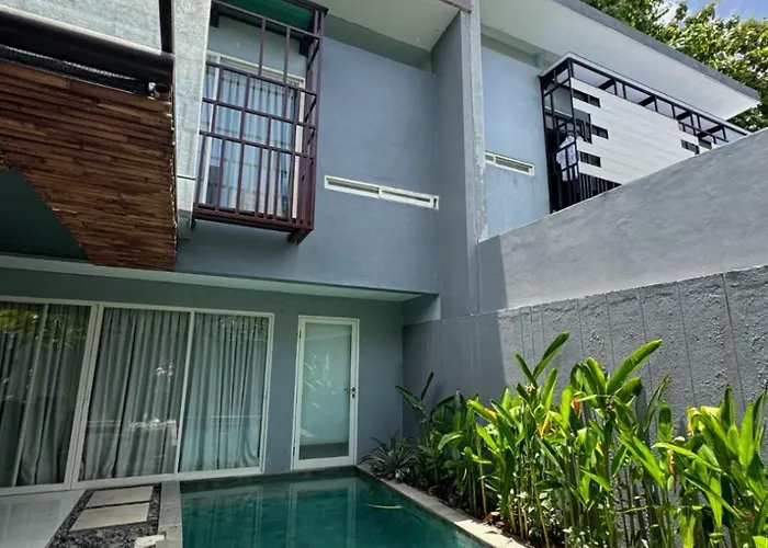 2 Bedroom With Pool Tropical
