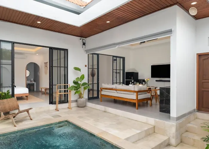 Private Pool Seminyak Central 2Br Villa