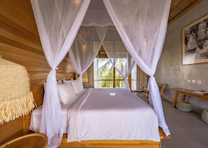 Diamond Beach Villas