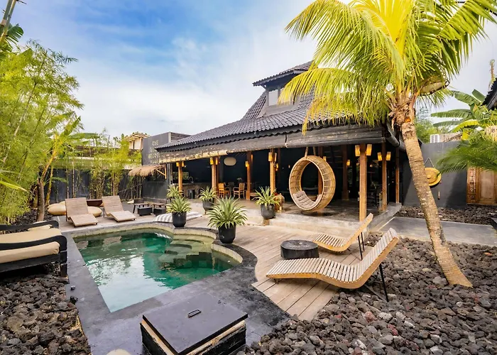 Black Serpent 3Br Villa With Jacuzzi In Uluwatu