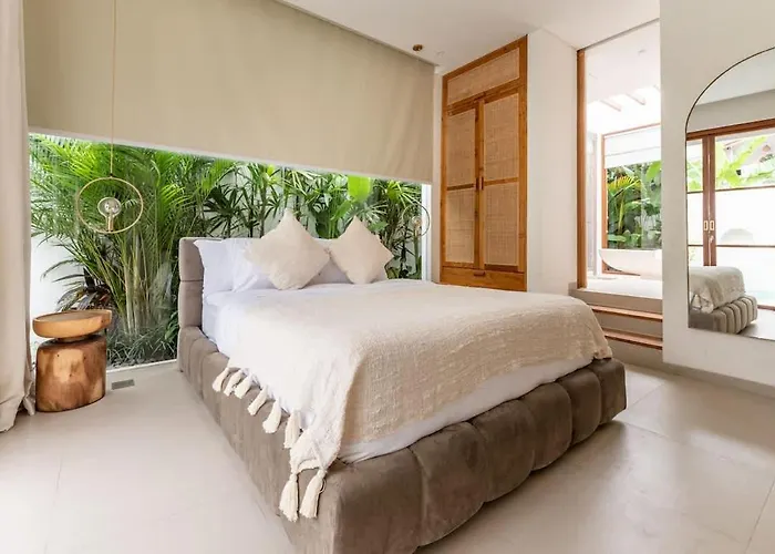 Villa Moon Seaside By Pura Homes