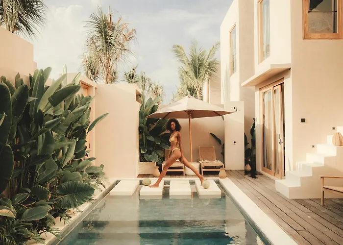Nori Boutique Villas Uluwatu - Breakfast Available
