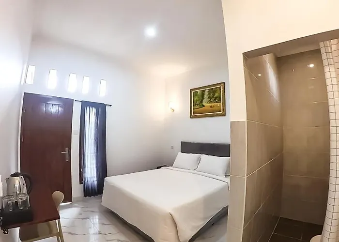 Arka Homestay Pesagi