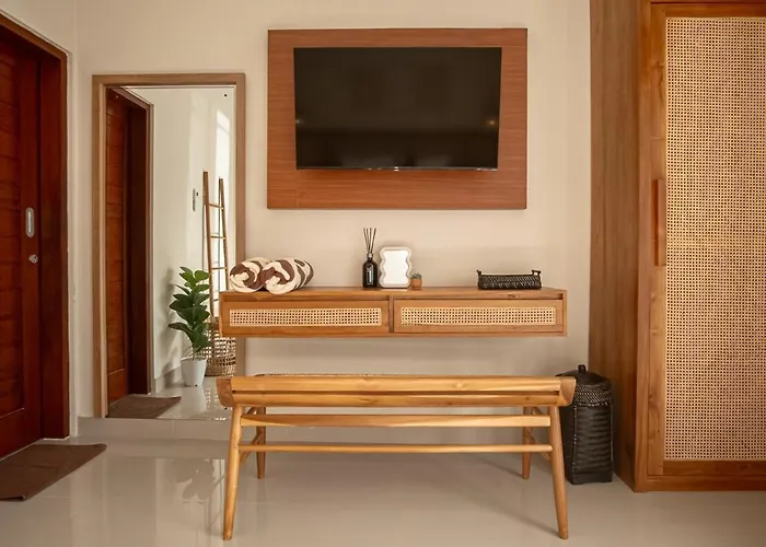 A Better Villa 3BR Seminyak 5min Beach Bintang