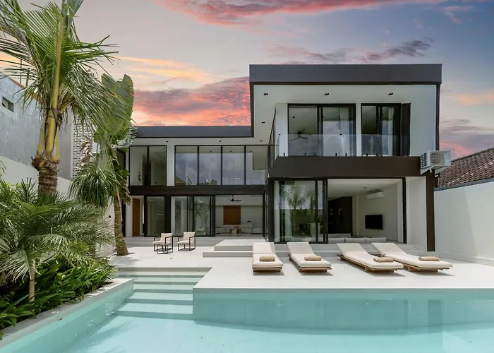 Ultra-Luxe 4Br Seminyak Villa - Indoor Ac Living & Private Pool