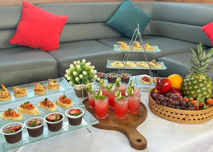 La Merry Yacht cruise