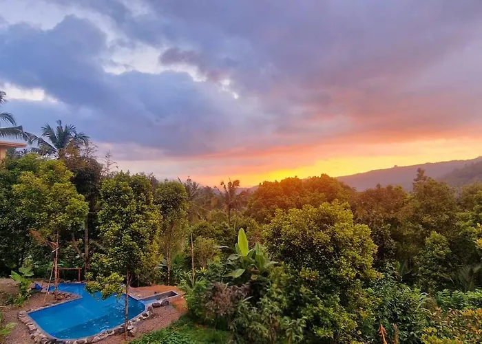 Garden Of Munduk