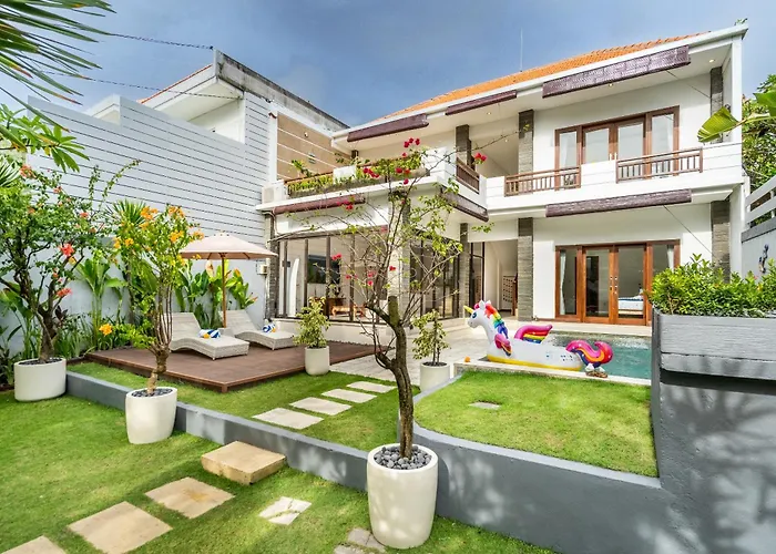 Villa Avaluna By Jb Villas