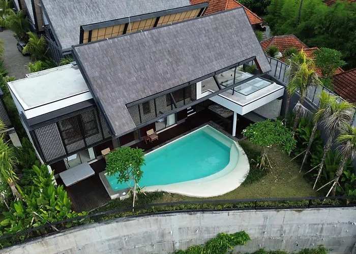 New Luxury 5Br Villa Pasisi 10 In Canggu