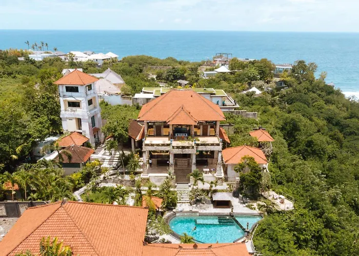Uluwatu Mansion Hostel