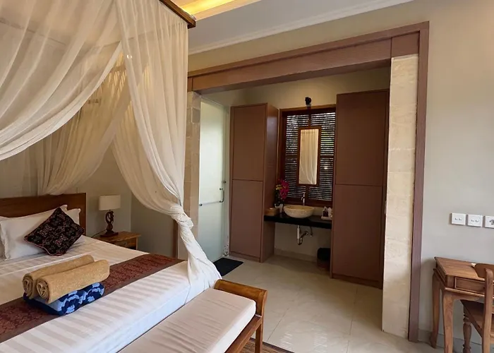 2 Bedrooms Private Loyik 2