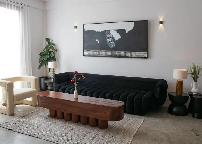 Seseh Townhouse - Chic 2Br Amongst The Ricefields