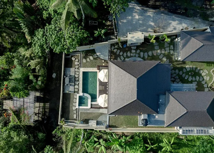 Ginas Heritage With View Of Jungle Ubud