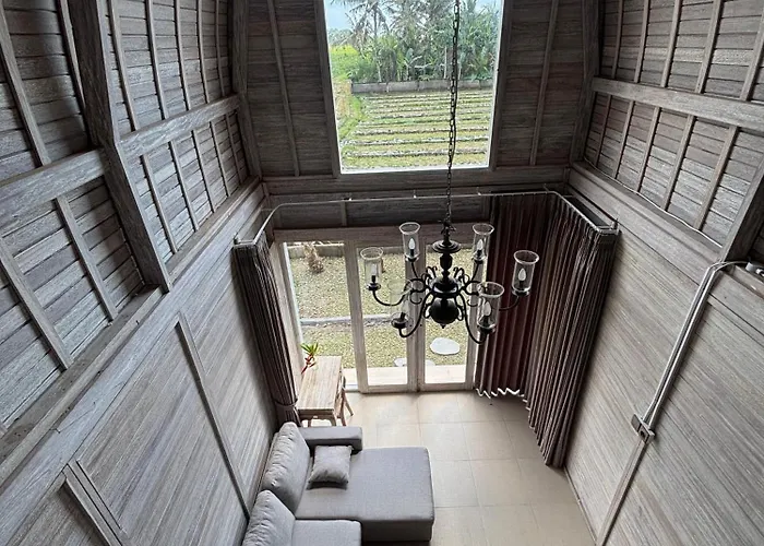 Carroline Homestay Ricefield