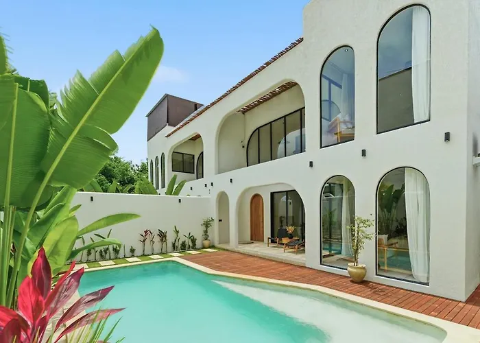 Nusa Loft Villa 3Br With Rooftop Space In Uluwatu