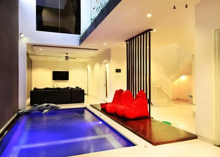 Villa Dreamz - Six Bedrooms Private Villa