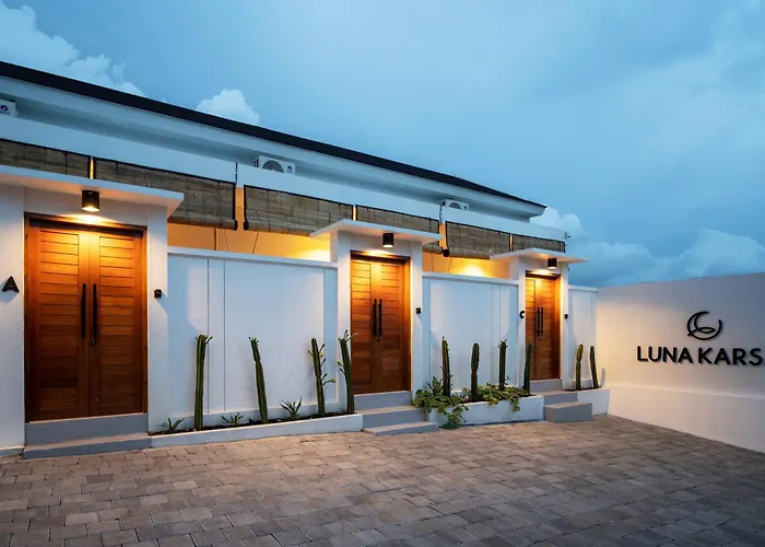 Luna Karsa Guesthouse