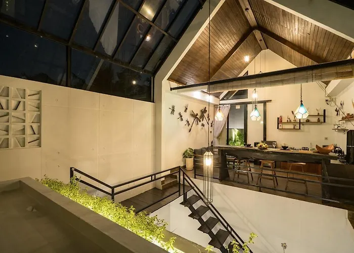 Mahandita Uma I Private Pool Villa Ricefield View