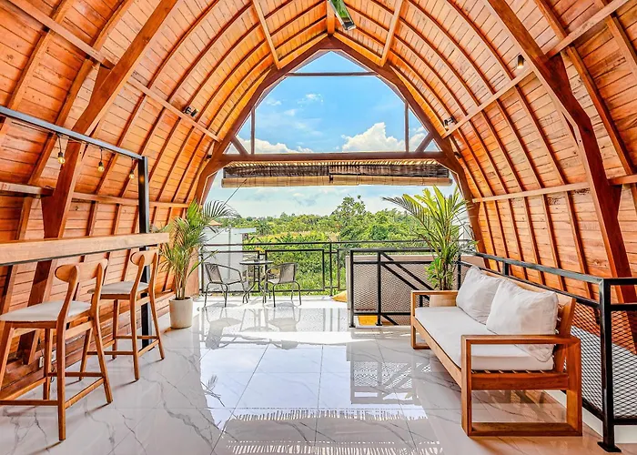 Modern 2Br Villa Imola With Private Pool, Fitness-Corner And Jungle View In Canggu -Bali