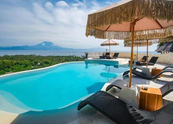 Penida View Village - Infinity Pool & Volcano View