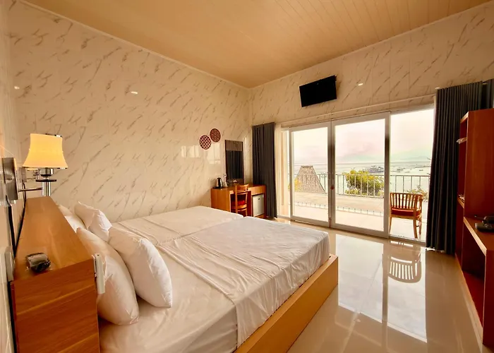Prasi Sunrise Sea View
