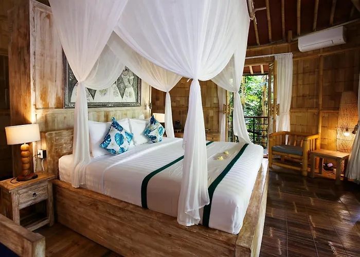 Romantic Bamboo Villa & Spa Ubud