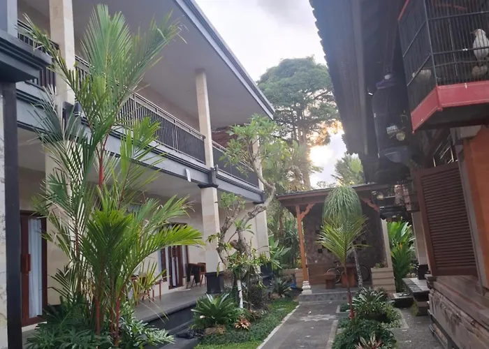 Kumpi Guest House