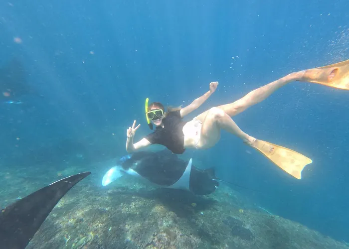 Captain Coconut Snorkeling Lembongan