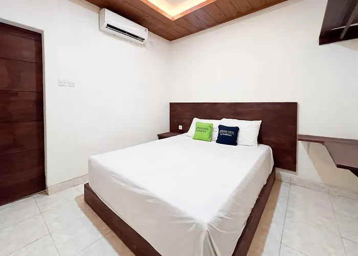 Urbanview Hotel Arta Guna Casa 2
