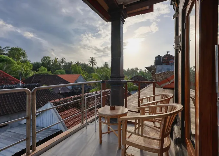 Rayes Guest House