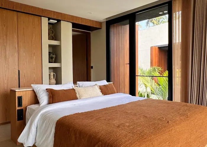 Um Villa