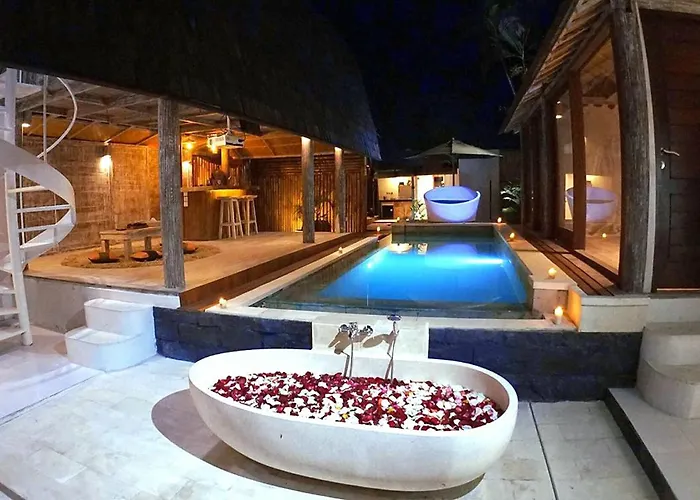 Private Vacation Rentals Pool Villa, 4Bedrooms, 4Bathrooms,