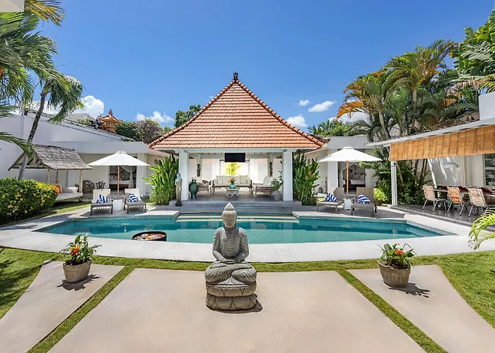 Villa Mutiara Putih By Optimum Bali, Central Seminyak, Walk To Beach
