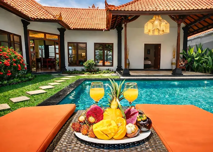 Amaluna III 2Br Private Pool Villa Near Seminyak Center