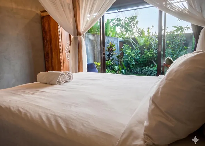 Avocado House - Private House With Garden View