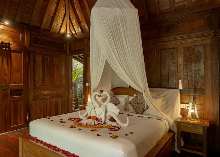 Bumbung Sari Villa