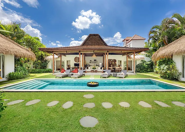 Villa Kaly By Optimum Bali - Newly Refurbished 800 M To Beach & Kudeta - Central Seminyak Oberoi