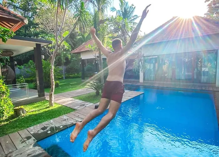 Coco Garden Pool Villas